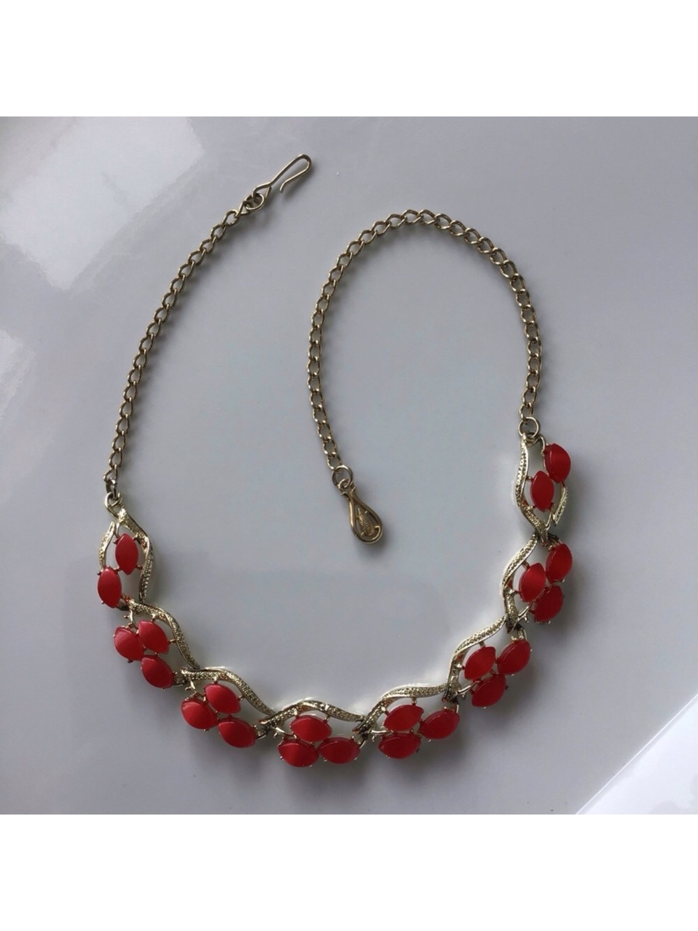 Coro Cherry Red Thermoset Moon Glow Lucite Gold Tone Necklace 1950s